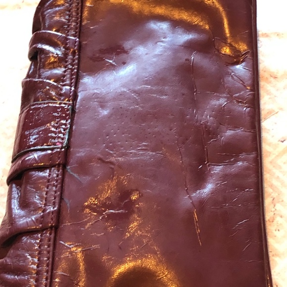MONDANI New York burgundy clutch purse, stylish, clean , slightly used - Picture 7 of 7